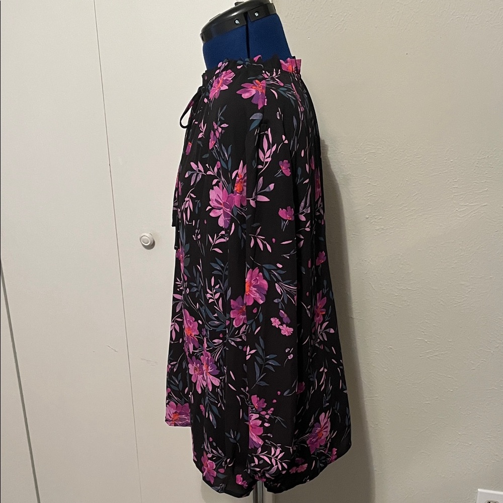 Counterparts Black and Pink Floral Long Sleeve Blouse V Neck Elastic Wrists | XL - Picture 3 of 12
